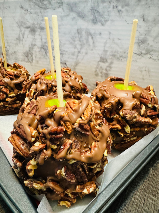 Pecan Caramel Apples